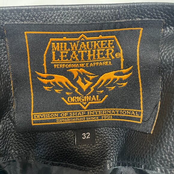 Milwaukee Motorcycle Clothing Co Chaps Leather Mens Black Size 32 EUC - Picture 5 of 8